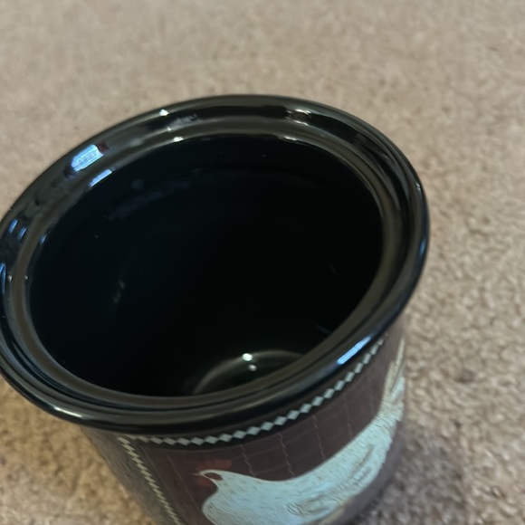 Warren Kimble Folk Art Storage Container with Lid. - Picture 5 of 10